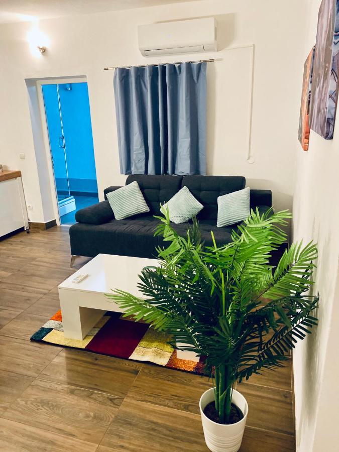 Apartments Stara Baška Eksteriør billede