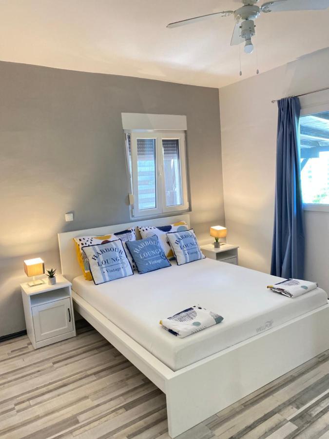 Apartments Stara Baška Eksteriør billede